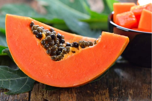 In questo articolo analizziamo le proprietà nutrizionali e salutistiche della papaya fermentata, valutandone la composizione nutrizionale, l'efficacia, i presunti benefici per la salute, i dosaggi, gli effetti collaterali e il modo d'uso corretto