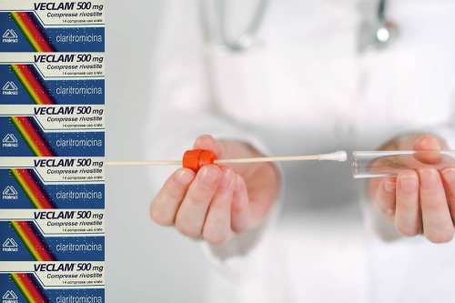 Recensione del Farmaco Veclam 500 mg: A Cosa Serve? Quando Fa bene? Quando Fa Male? Per Cosa si Usa? Dosi e Uso Corretto della Claritromicina come Antibiotico. Foglio Illustrativo Spiegato ed Effetti Collaterali